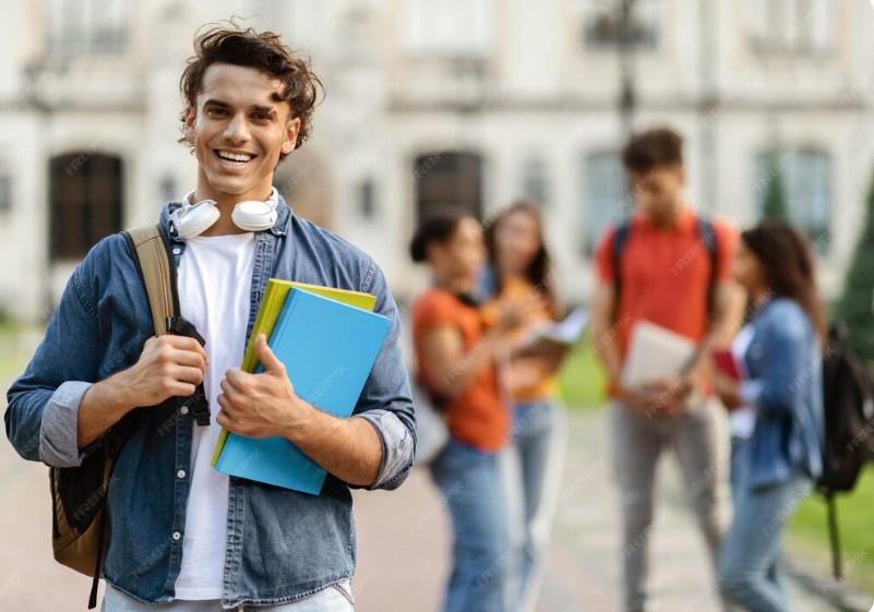 خدمات كريست أكاديمي التعليمية